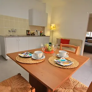 P. Ioannou Flats Appartement