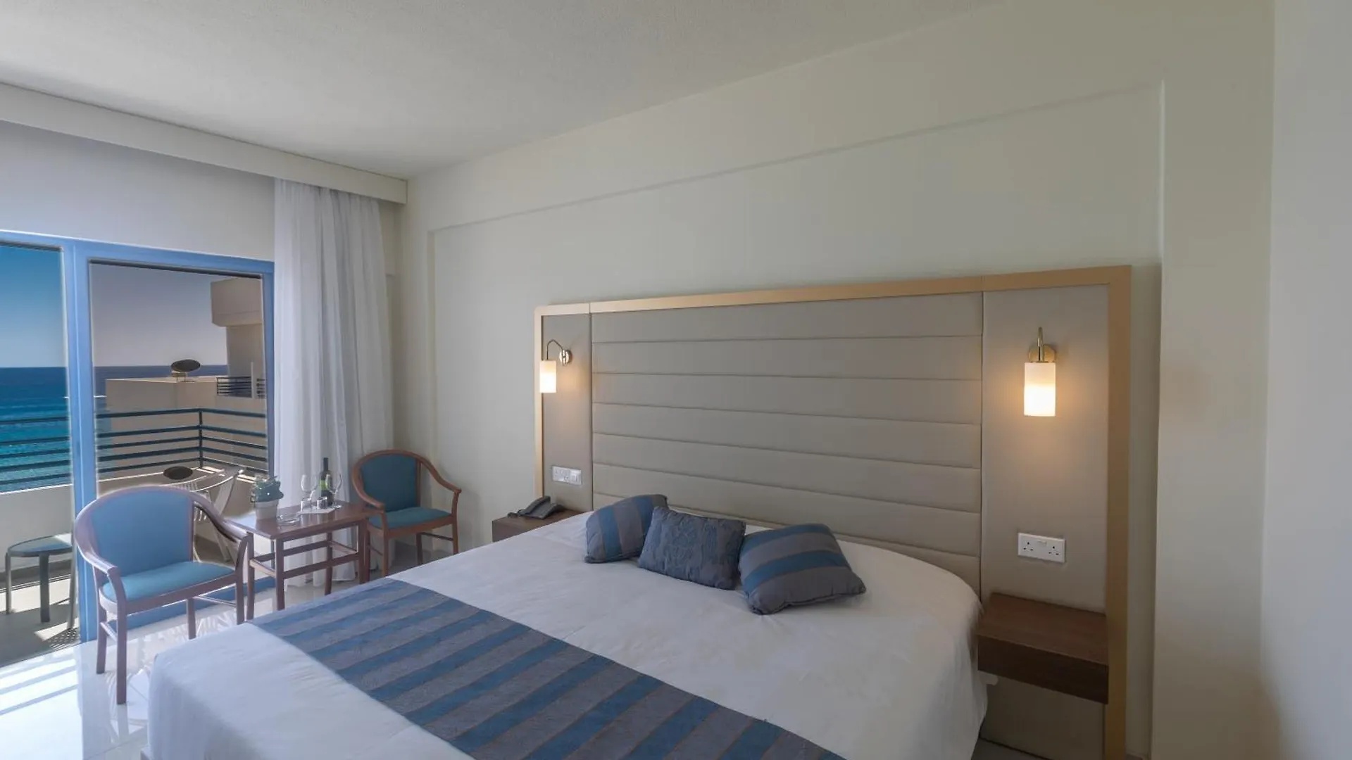 ****  Iliada Beach Hotel 프로타라스 키프로스
