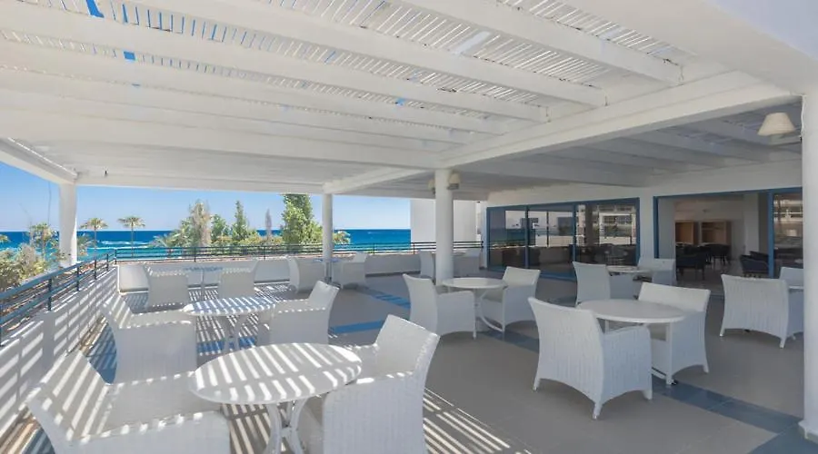 Iliada Beach Hotel 普罗塔拉斯