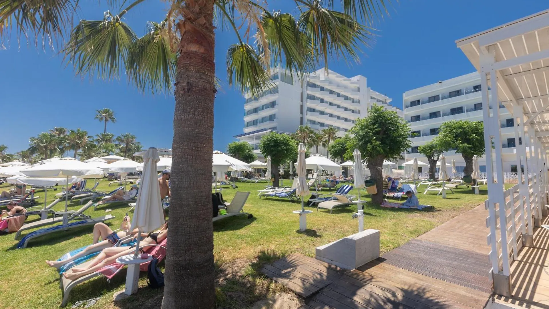 Iliada Beach Hotel 普罗塔拉斯 4*,  塞浦路斯