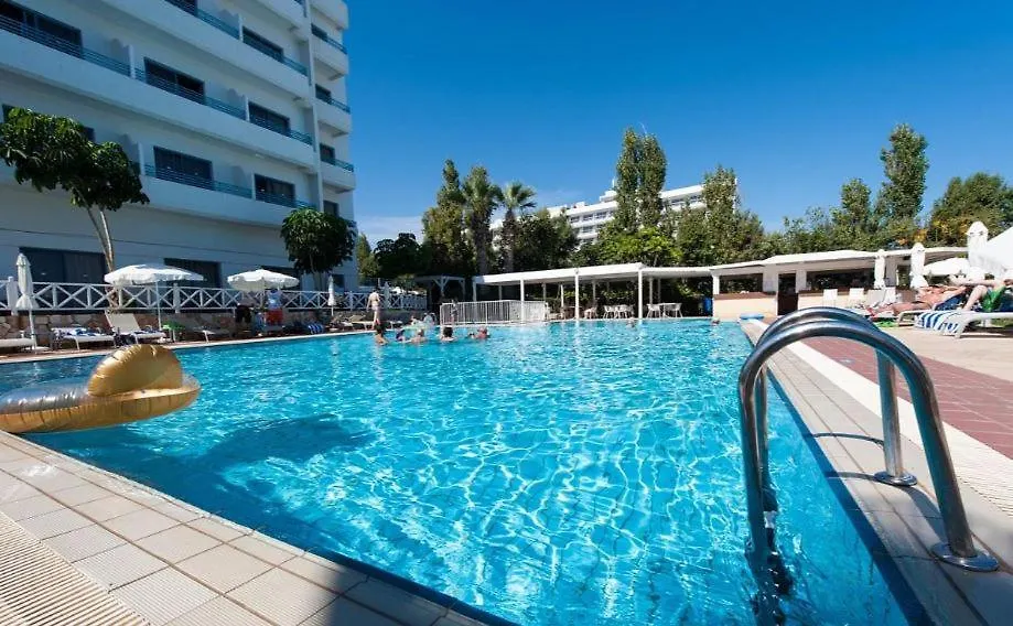 Iliada Beach Hotel 普罗塔拉斯
